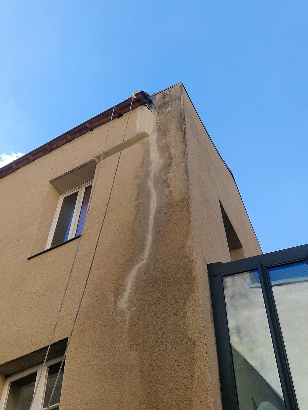 Rebouchage de fissure en façade